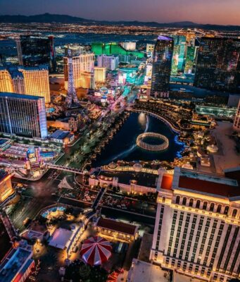 Las Vegas Hotel & Casino Guide: พักที่ไหนดี? มีเกมอะไรให้เล่น? มัดรวมข้อมูลครบจบในที่เดียว! Las Vegas Hotel & Casino